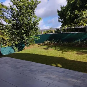 Situe A La Campagne Avec Appartement